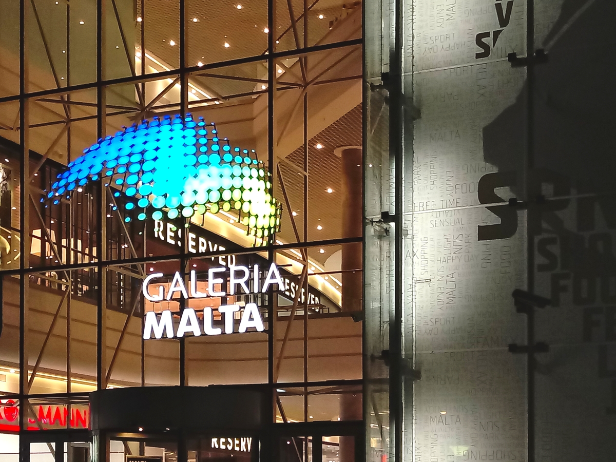 Galeria Malta centrum handlowe Poznań elewacja