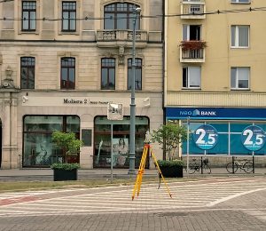 Geodeci rozpoczynają prace na ulicy 27 Grudnia