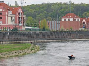 Fragmentowi muru oporowego nad Wartą grozi katastrofa budowlana