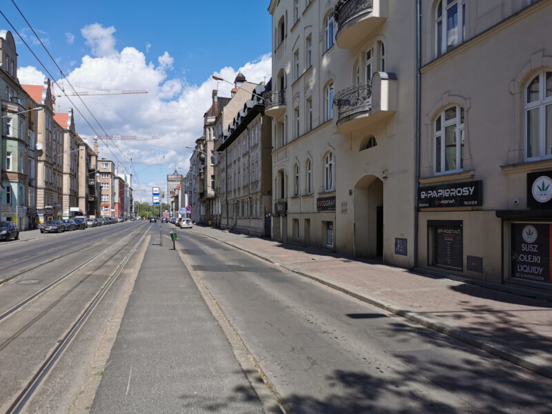 Przystanek tramwajowy "Św. Czesława" w kierunku ulicy Matyi