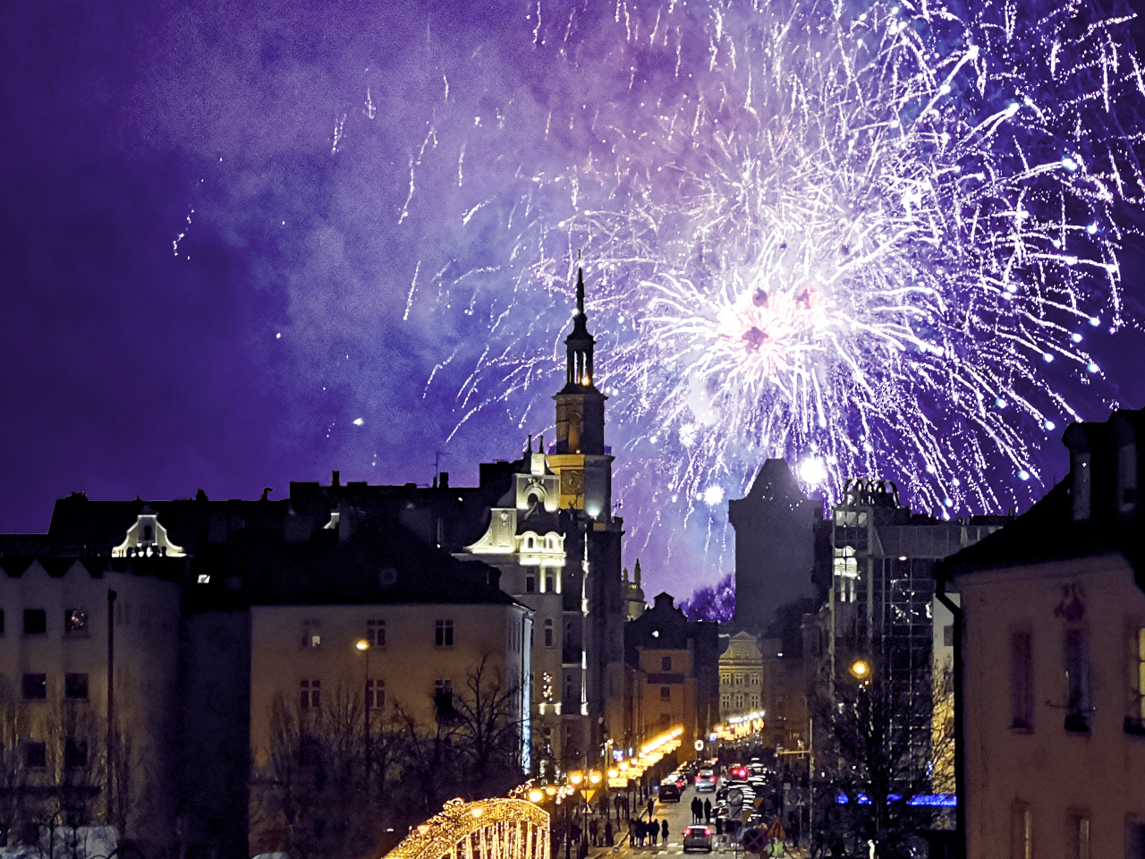 Poznań, Stare Miasto: pokaz sztucznych ogni (fajerwerków) podczas sylwestrowej nocy