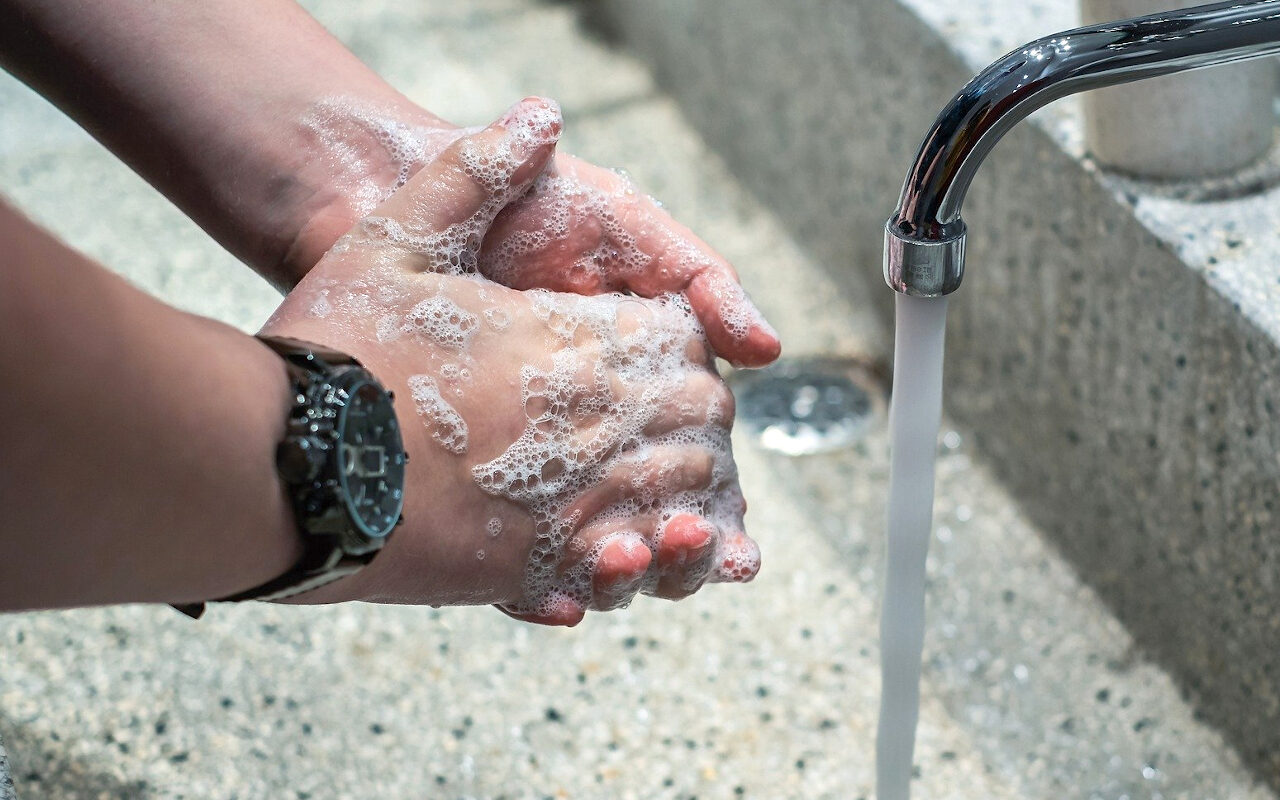Mycie rąk jest jednym ze sposobów dbania o higienę