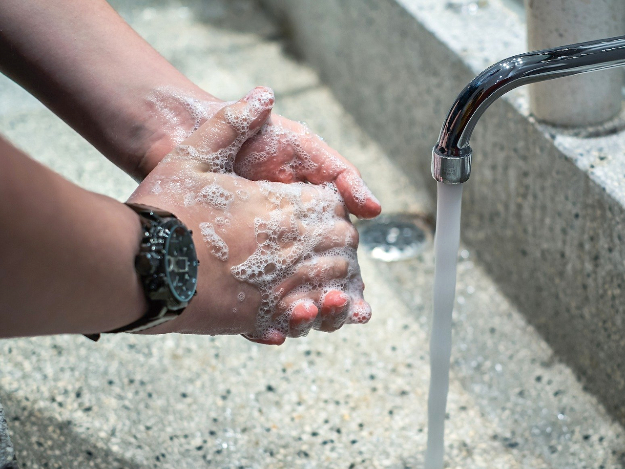 Mycie rąk jest jednym ze sposobów dbania o higienę